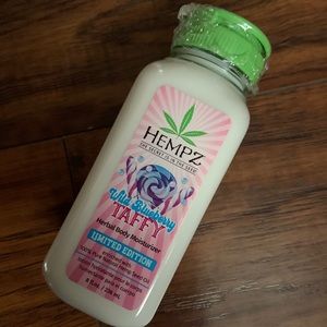 New**Hempz Body Lotion